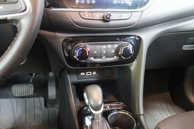 Used 2023 Buick Encore GX Preferred w/ Cold Weather Comfort Package AWD/4WD image 20