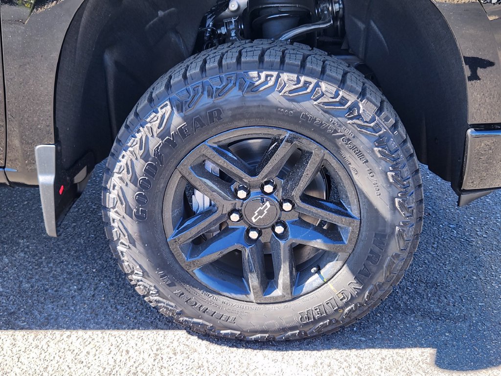 New 2026 Chevrolet Silverado 1500 Custom Trail Boss AWD/4WD image 5