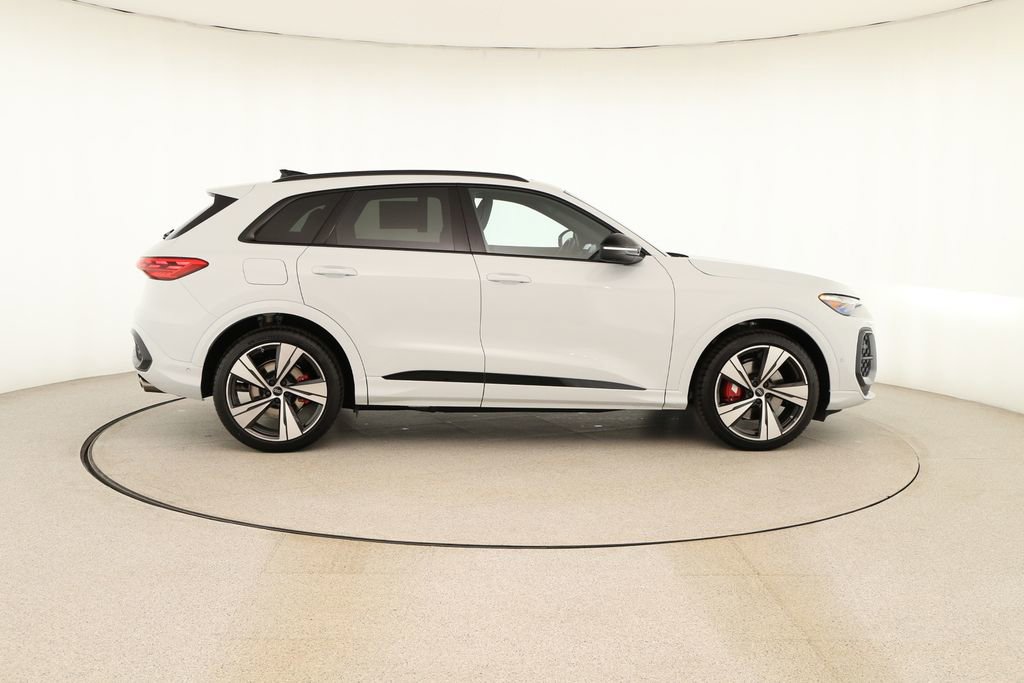 New 2025 Audi SQ5 Premium Plus image 8