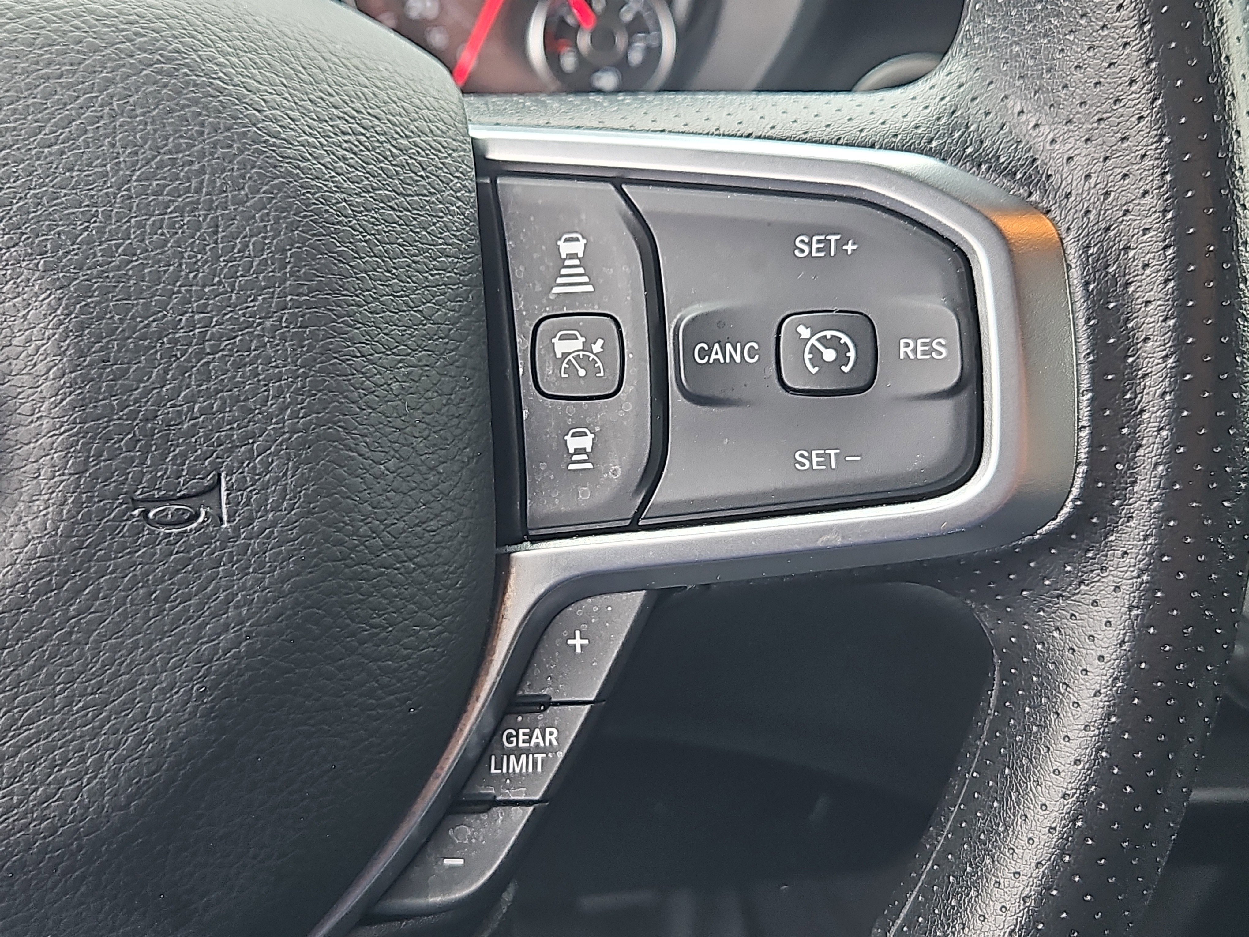 Used 2025 RAM 1500 Tradesman w/ Night Edition AWD/4WD image 15