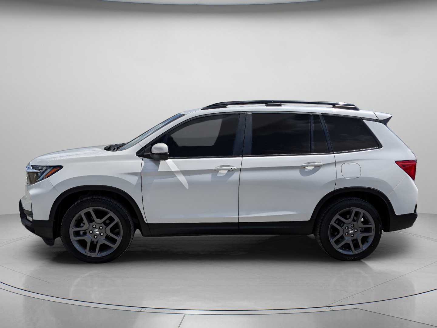 Used 2022 Honda Passport EX-L image 5