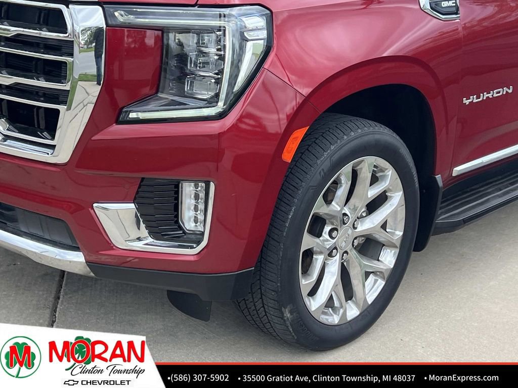 Certified 2022 GMC Yukon SLT w/ SLT Premium Package AWD/4WD image 9