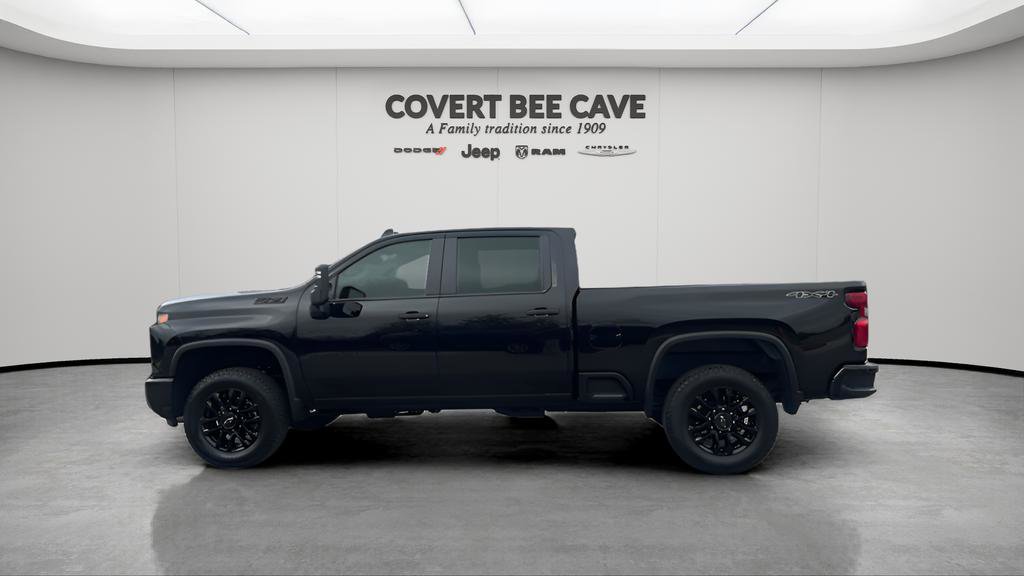 Used 2025 Chevrolet Silverado 2500 Custom w/ Custom Value Package image 5