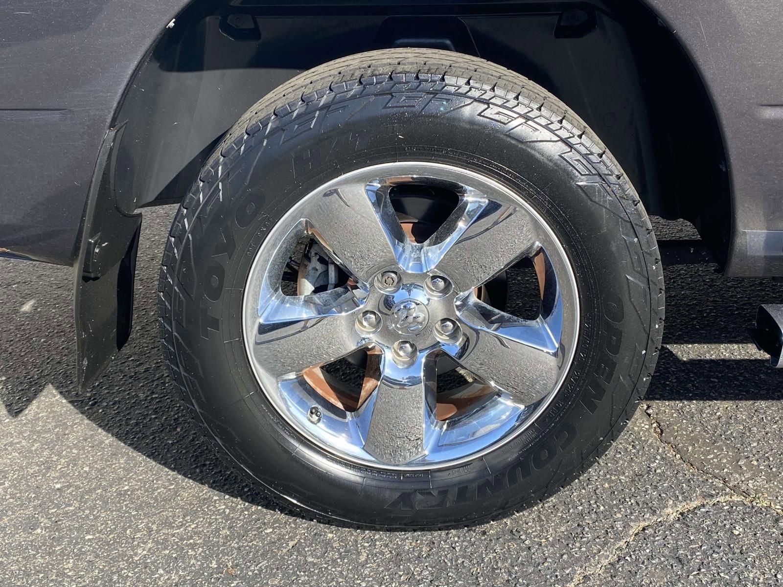 Used 2019 RAM 1500 Express w/ Express Value Package AWD/4WD image 8