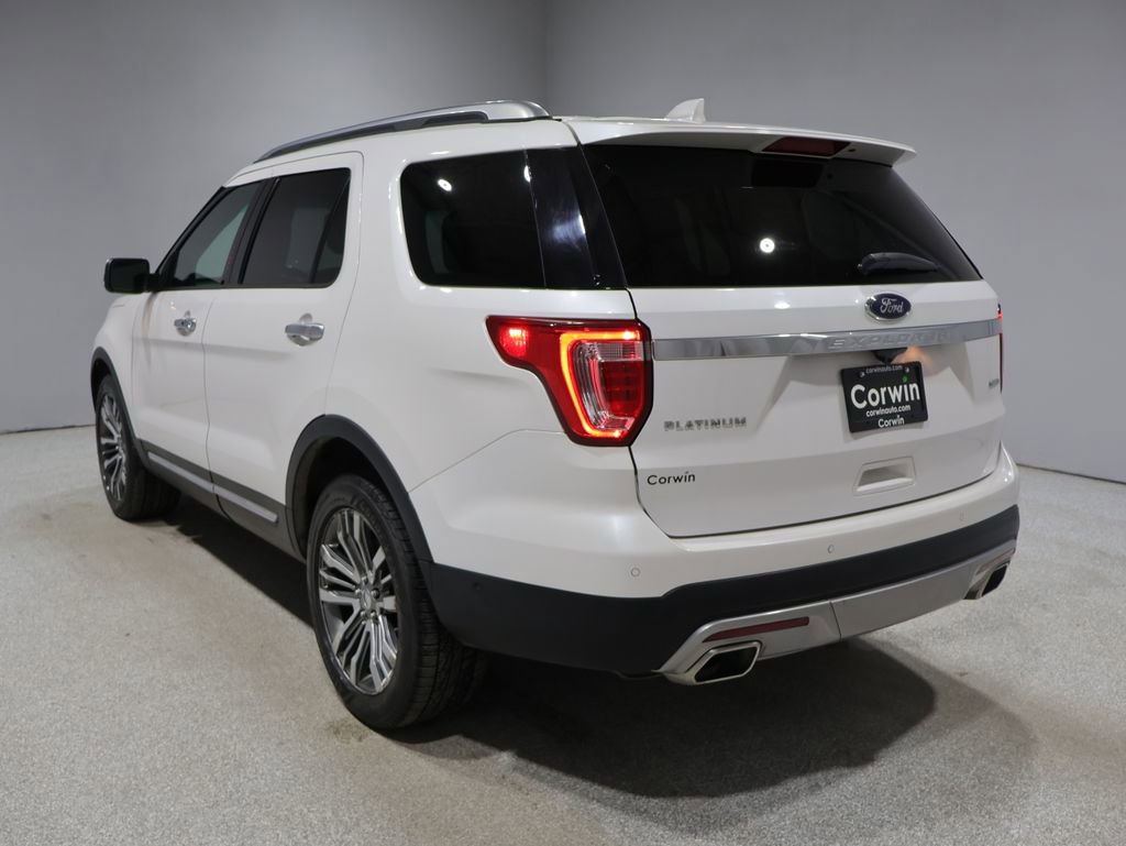 Used 2017 Ford Explorer Platinum image 5
