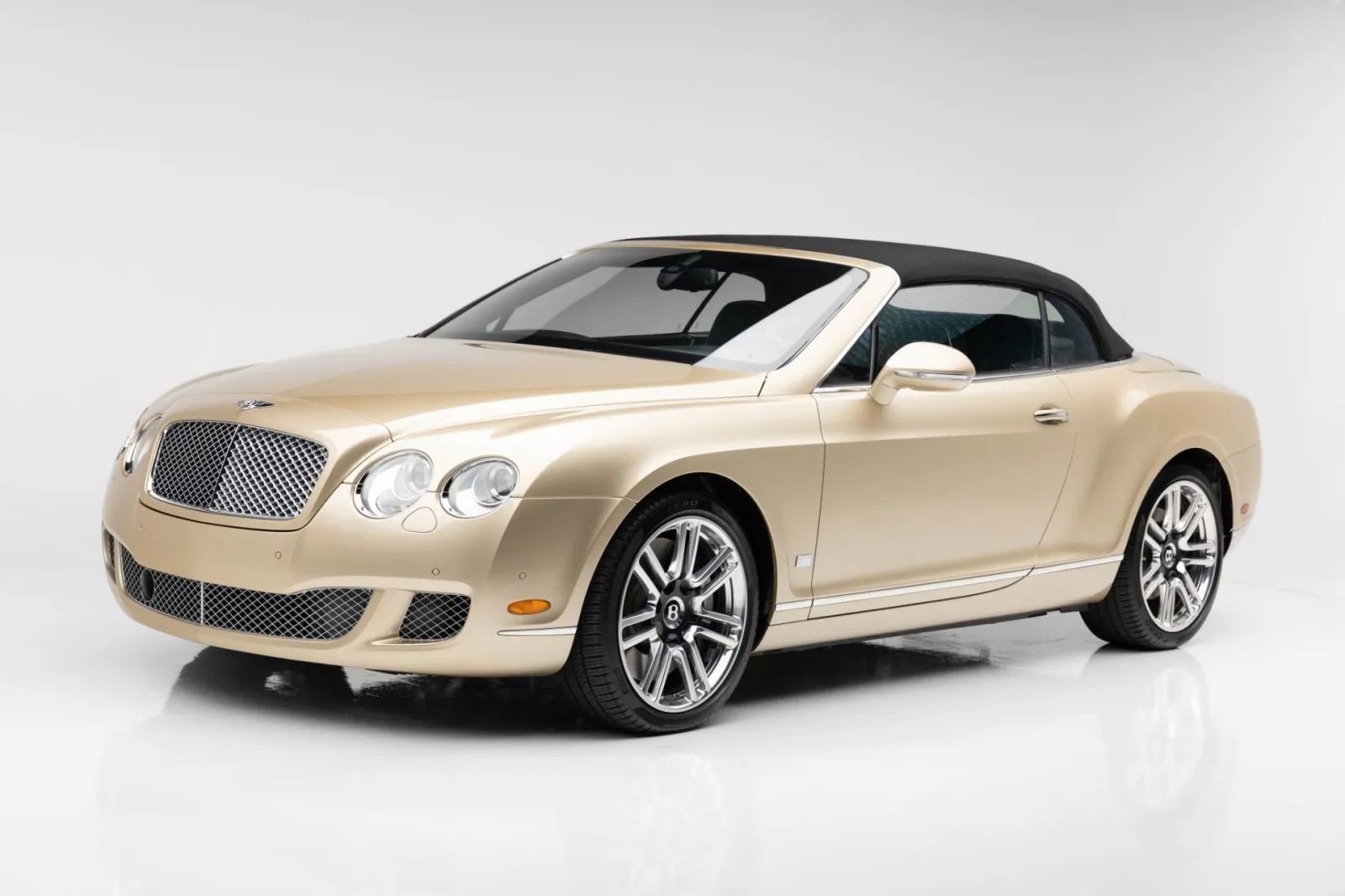 Used 2011 Bentley Continental GTC AWD/4WD image 29