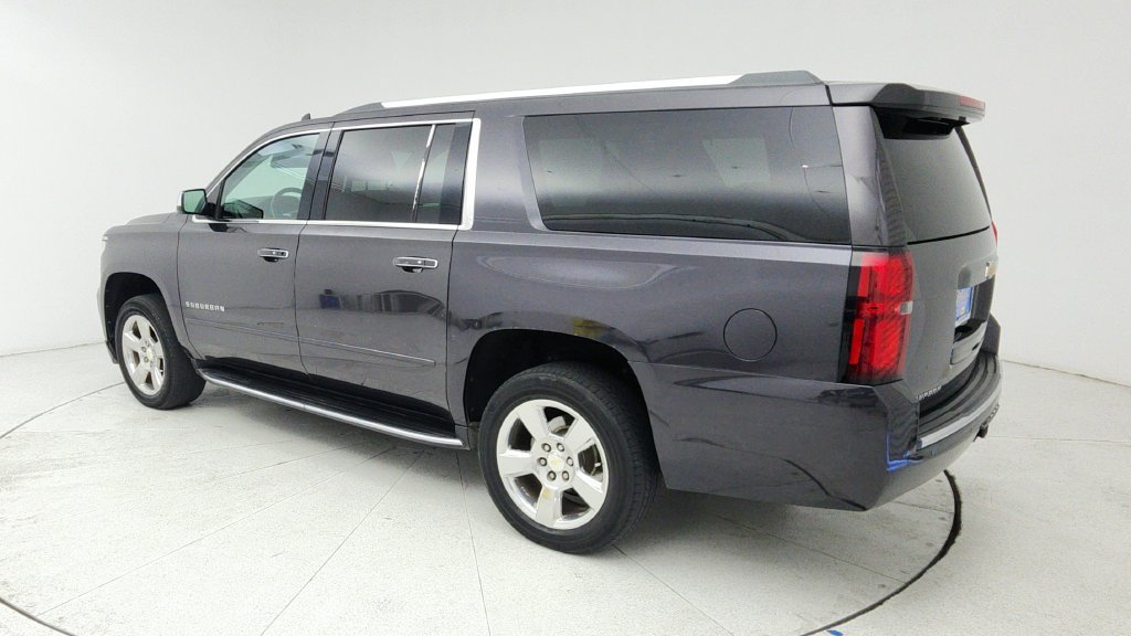Used 2018 Chevrolet Suburban Premier RWD image 5