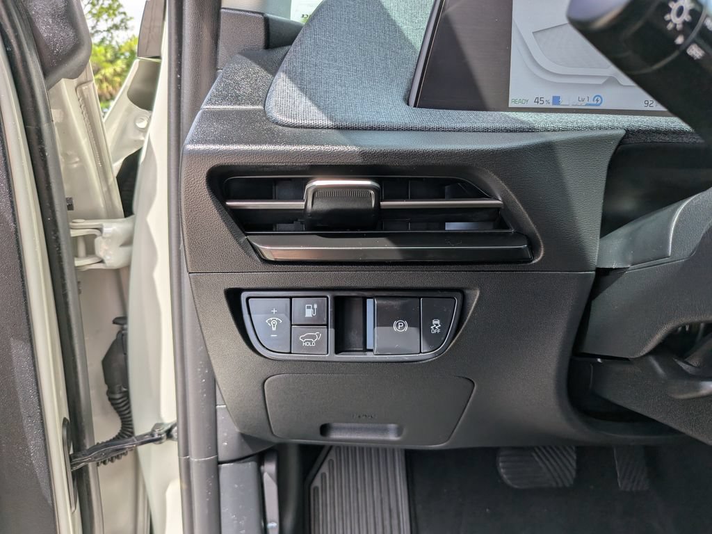 Certified 2024 Kia EV6 Wind w/ Wind Technology Package RWD image 29