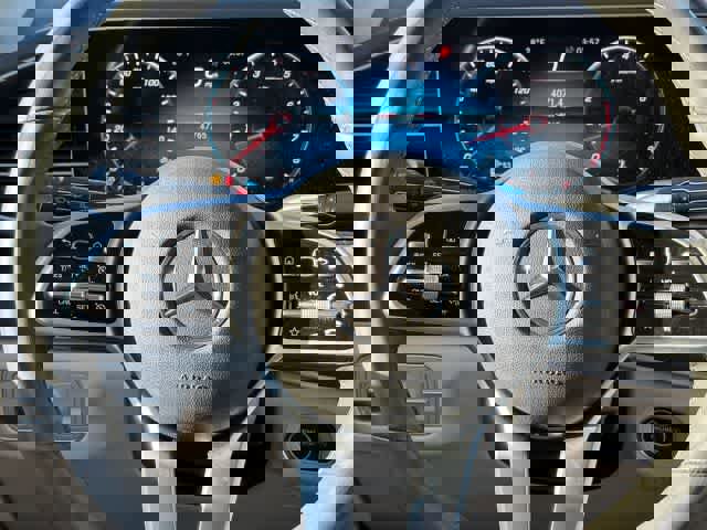 Used 2020 Mercedes-Benz GLE 350 4MATIC w/ Premium Package image 25