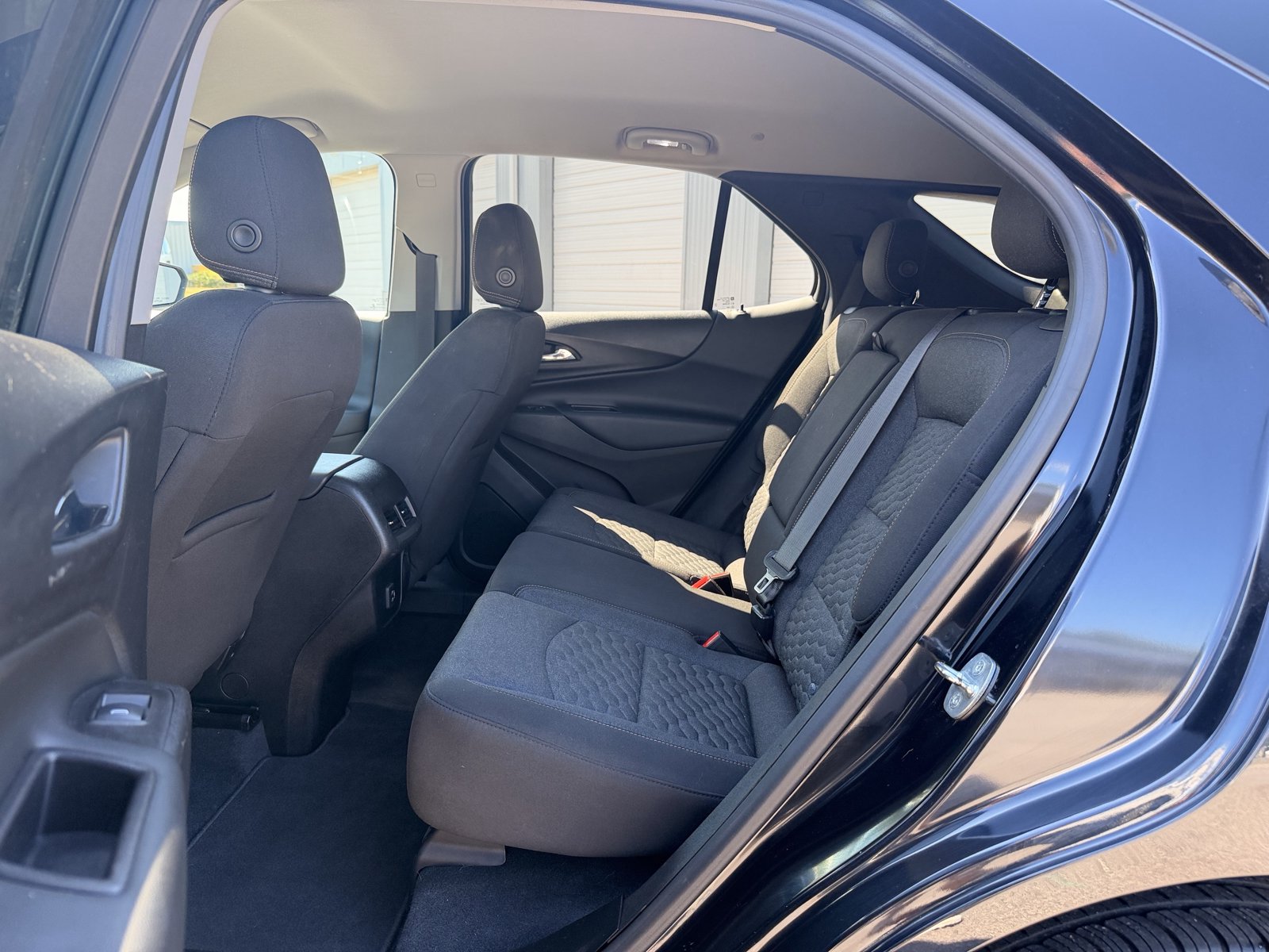 Used 2020 Chevrolet Equinox LT FWD image 28