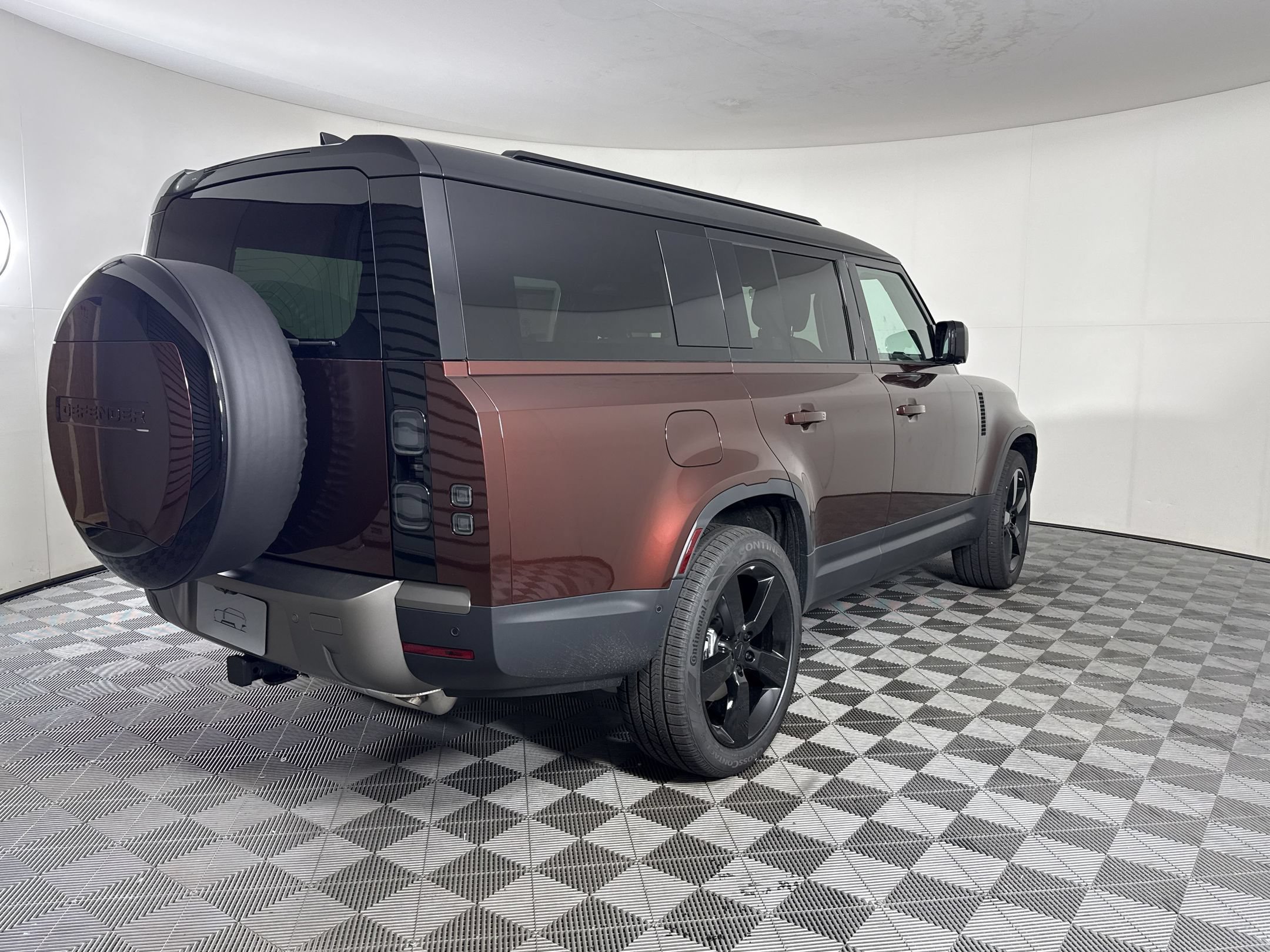 New 2026 Land Rover Defender 130 S AWD/4WD image 8