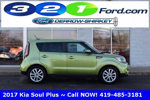 Used 2017 Kia Soul + image 3