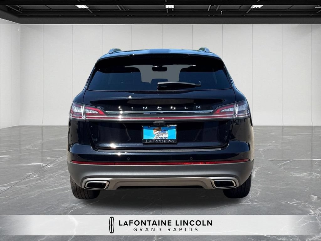 Certified 2022 Lincoln Nautilus Reserve AWD/4WD image 4
