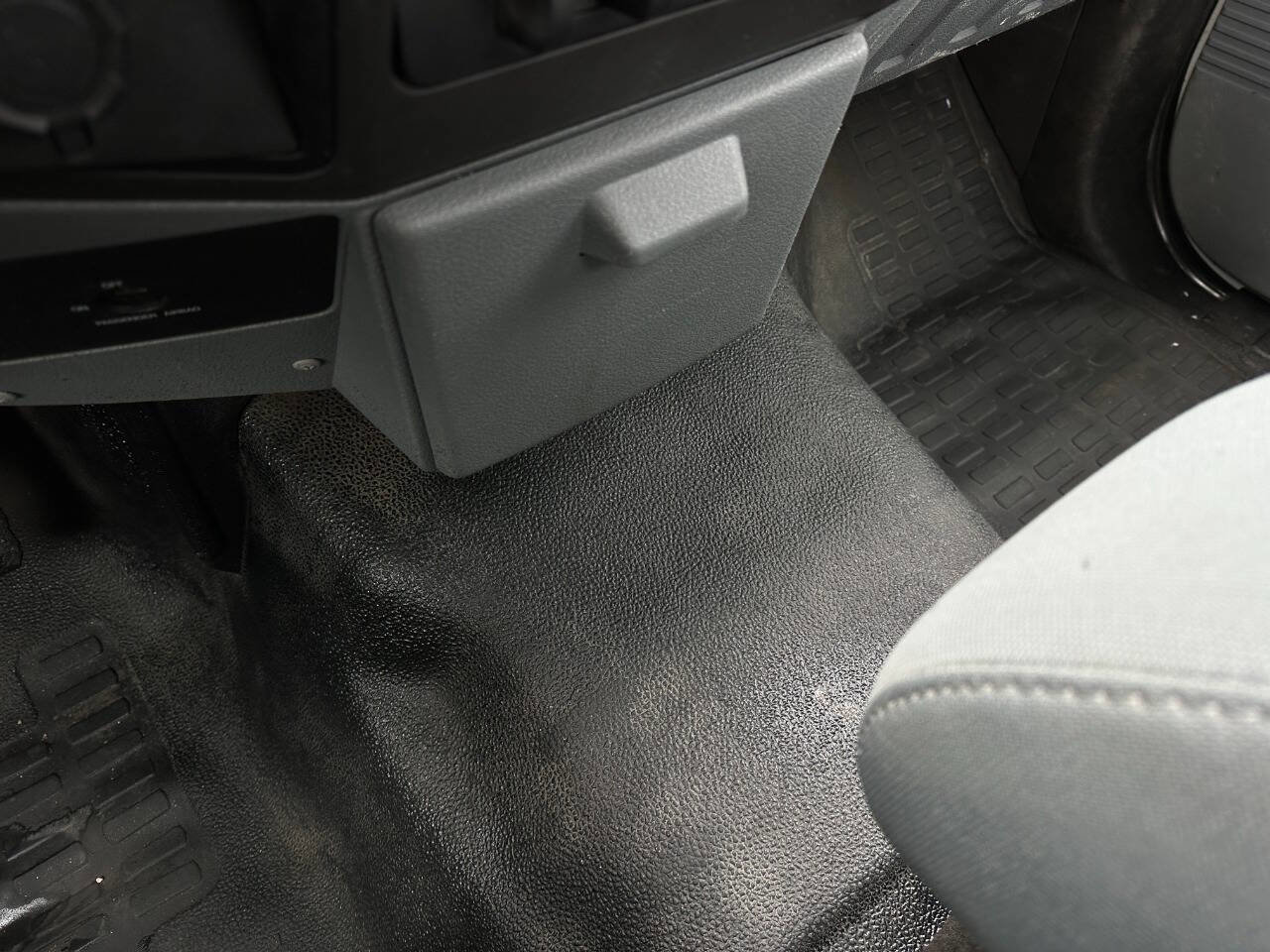 Used 2012 Ford F250 XL w/ PWR Equipment Group image 30