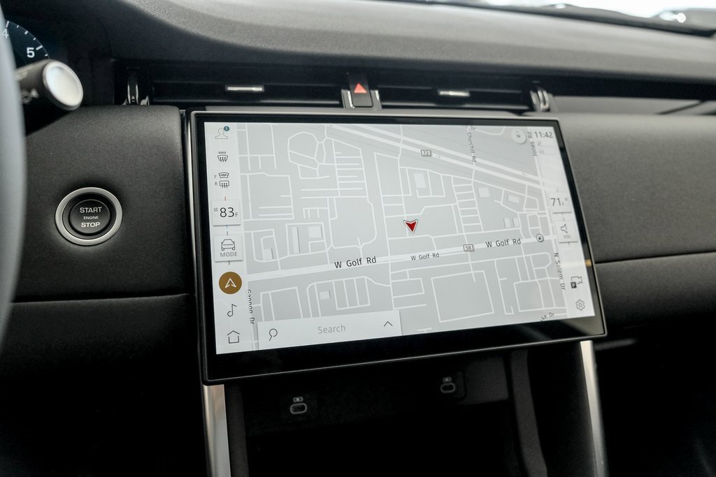 Used 2025 Land Rover Discovery Sport S image 20