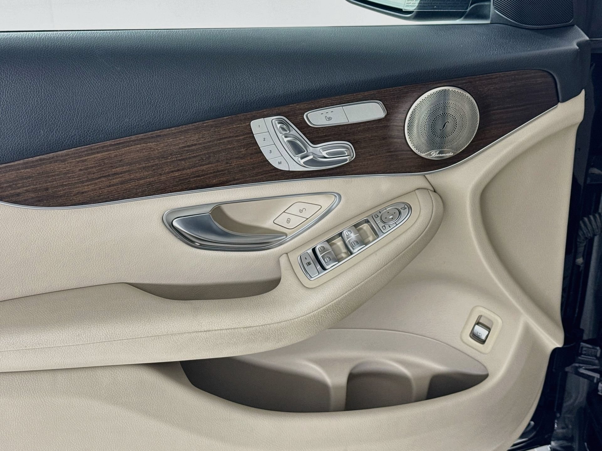 Used 2021 Mercedes-Benz GLC 300 image 18