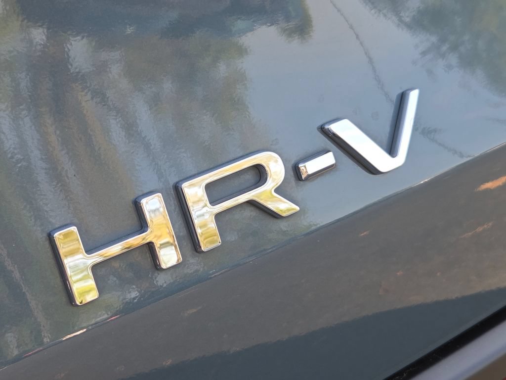 Used 2024 Honda HR-V Sport image 17