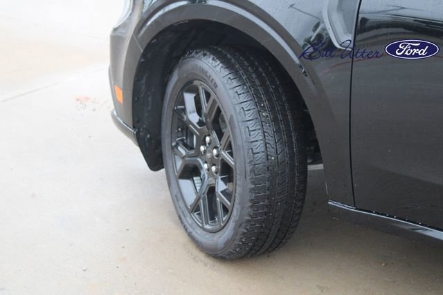 Used 2025 Ford Maverick Lobo AWD/4WD image 9