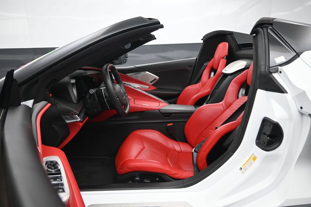 Used 2023 Chevrolet Corvette Stingray Premium Conv w/ Z51 Performance Package RWD image 23