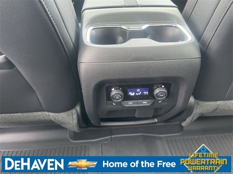 New 2026 Chevrolet Traverse RS w/ LPO, Floor Liner Package AWD/4WD image 22