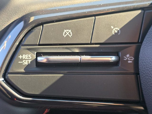 Certified 2026 Chevrolet Equinox EV RS AWD/4WD image 30