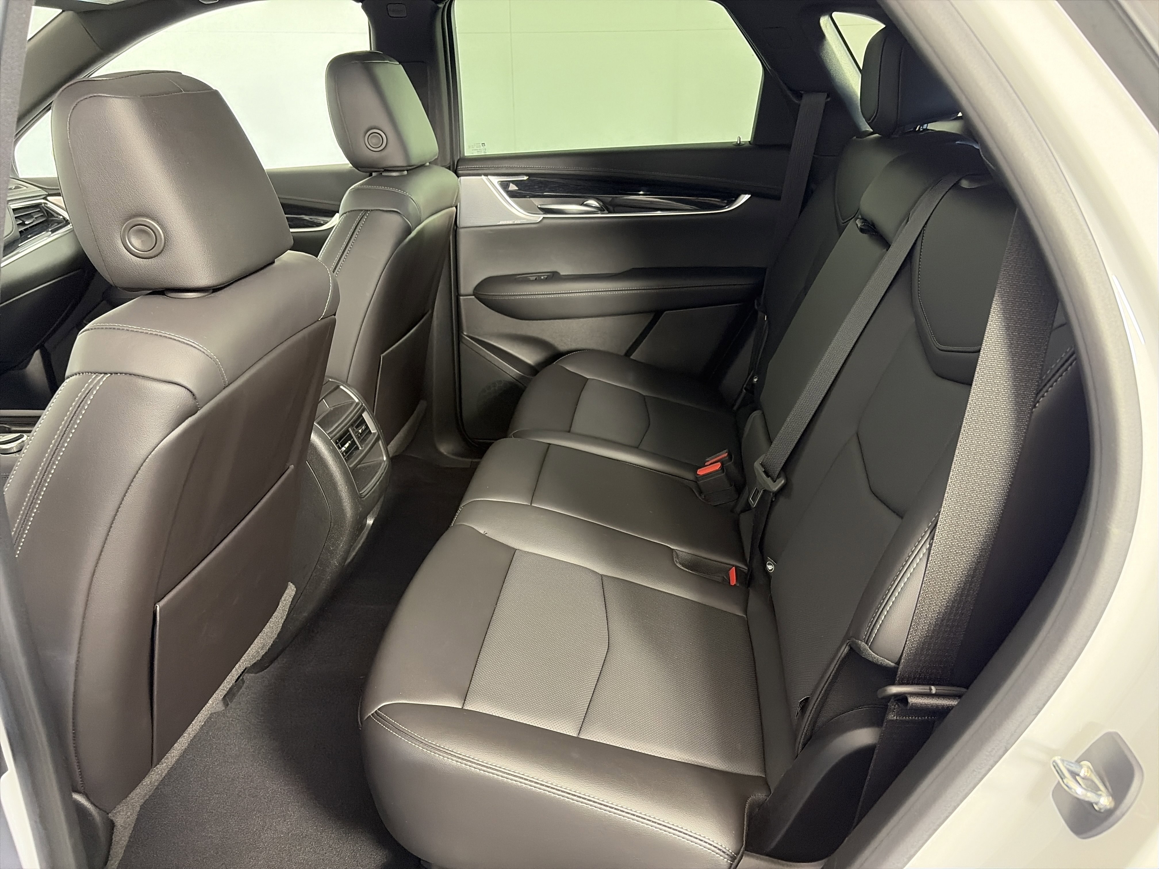 Used 2023 Cadillac XT5 Premium Luxury image 7