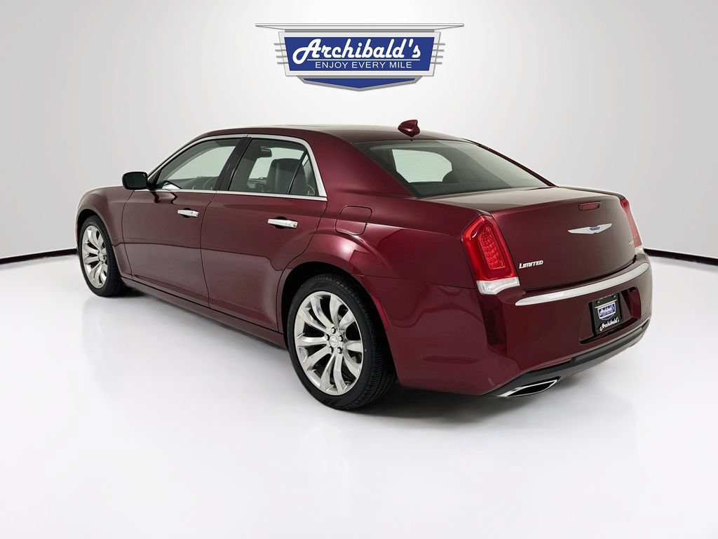 Used 2019 Chrysler 300 Limited RWD image 6