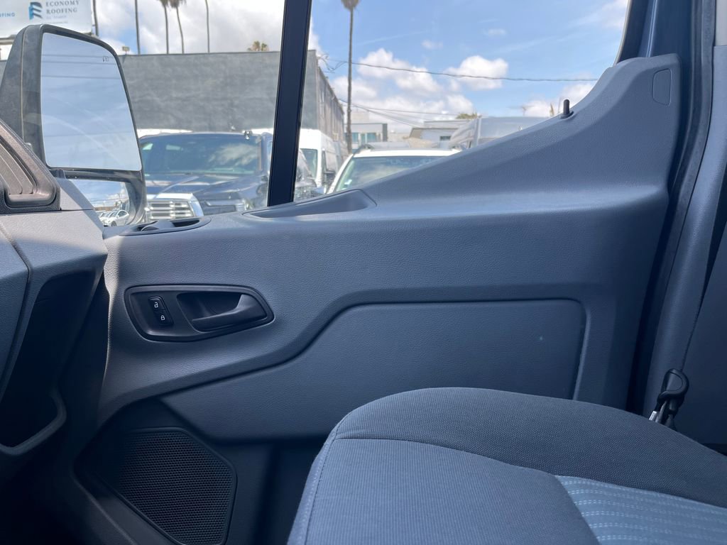Used 2019 Ford Transit 250 148 High Roof Extended RWD image 16