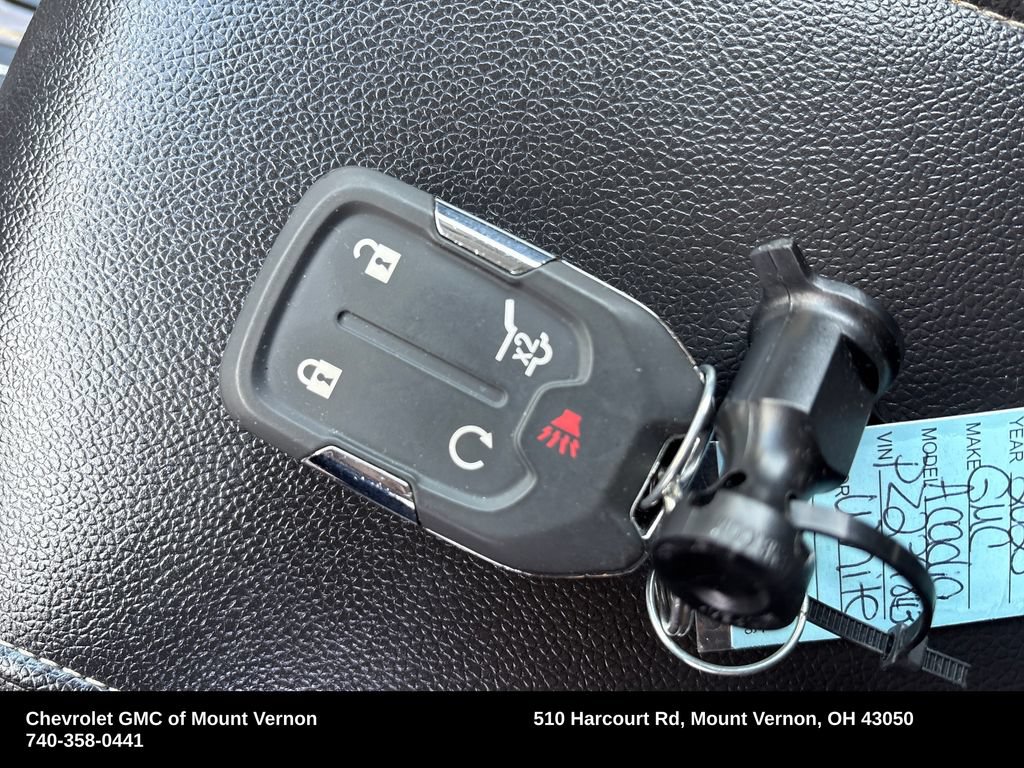 Used 2023 GMC Acadia SLE w/ Driver Convenience Package FWD image 54