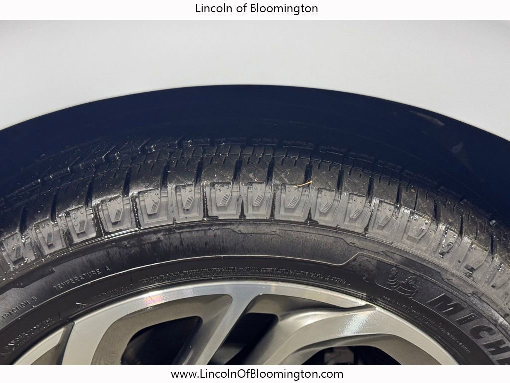 Certified 2025 Lincoln Navigator L Reserve AWD/4WD image 13