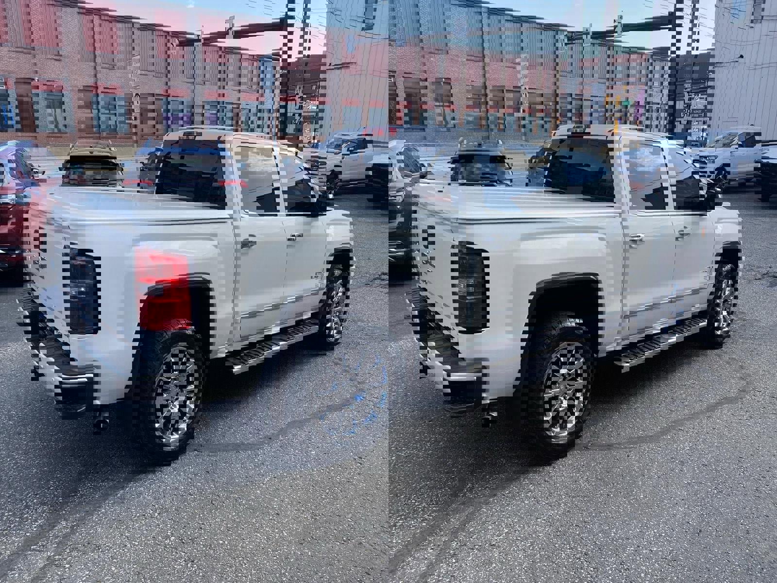 Used 2014 GMC Sierra 1500 Denali image 16