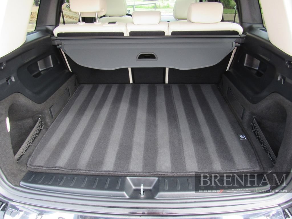 Used 2022 Mercedes-Benz GLB 250 w/ Premium Package image 19