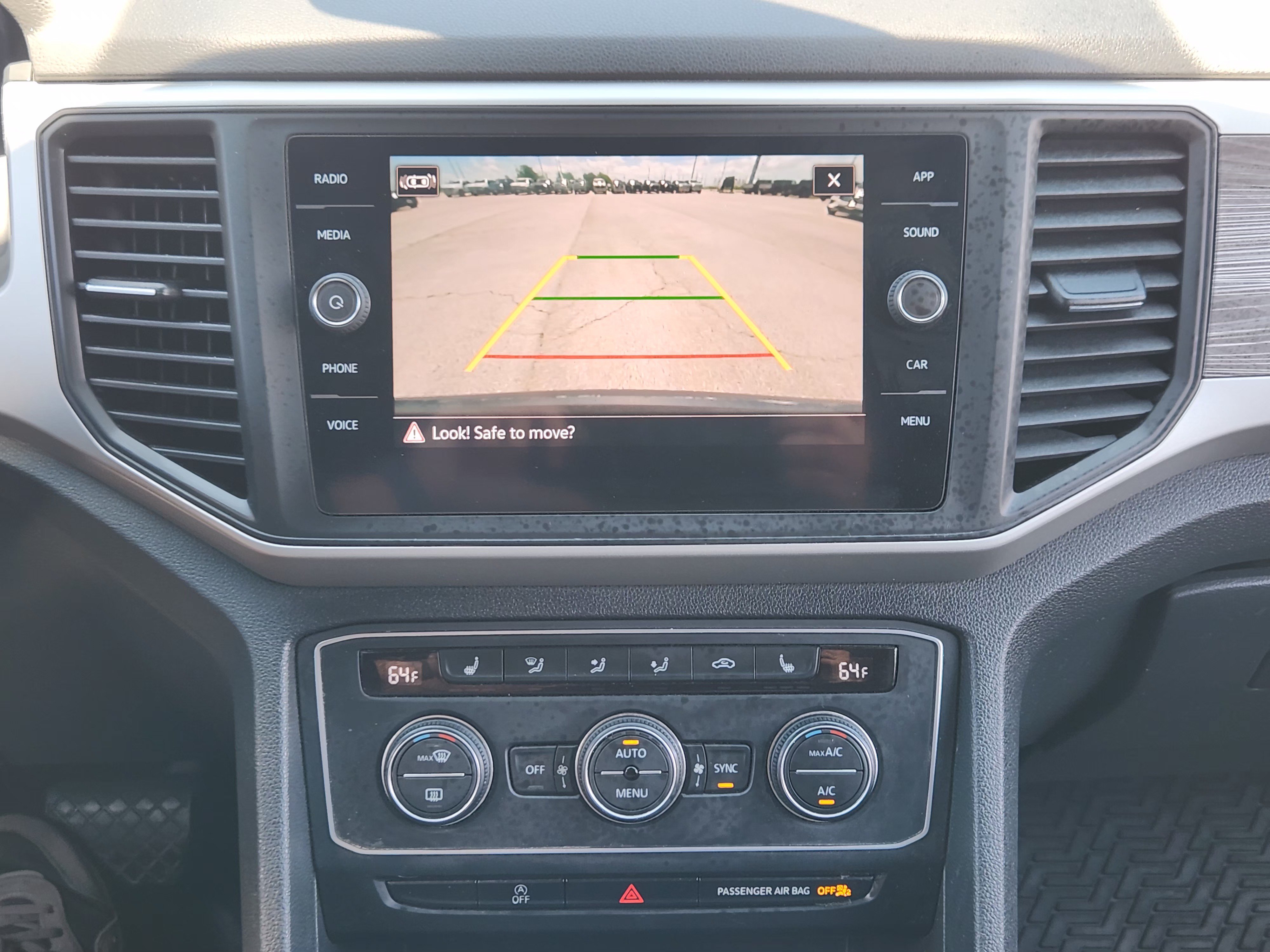 Used 2021 Volkswagen Atlas Cross Sport SE FWD image 19