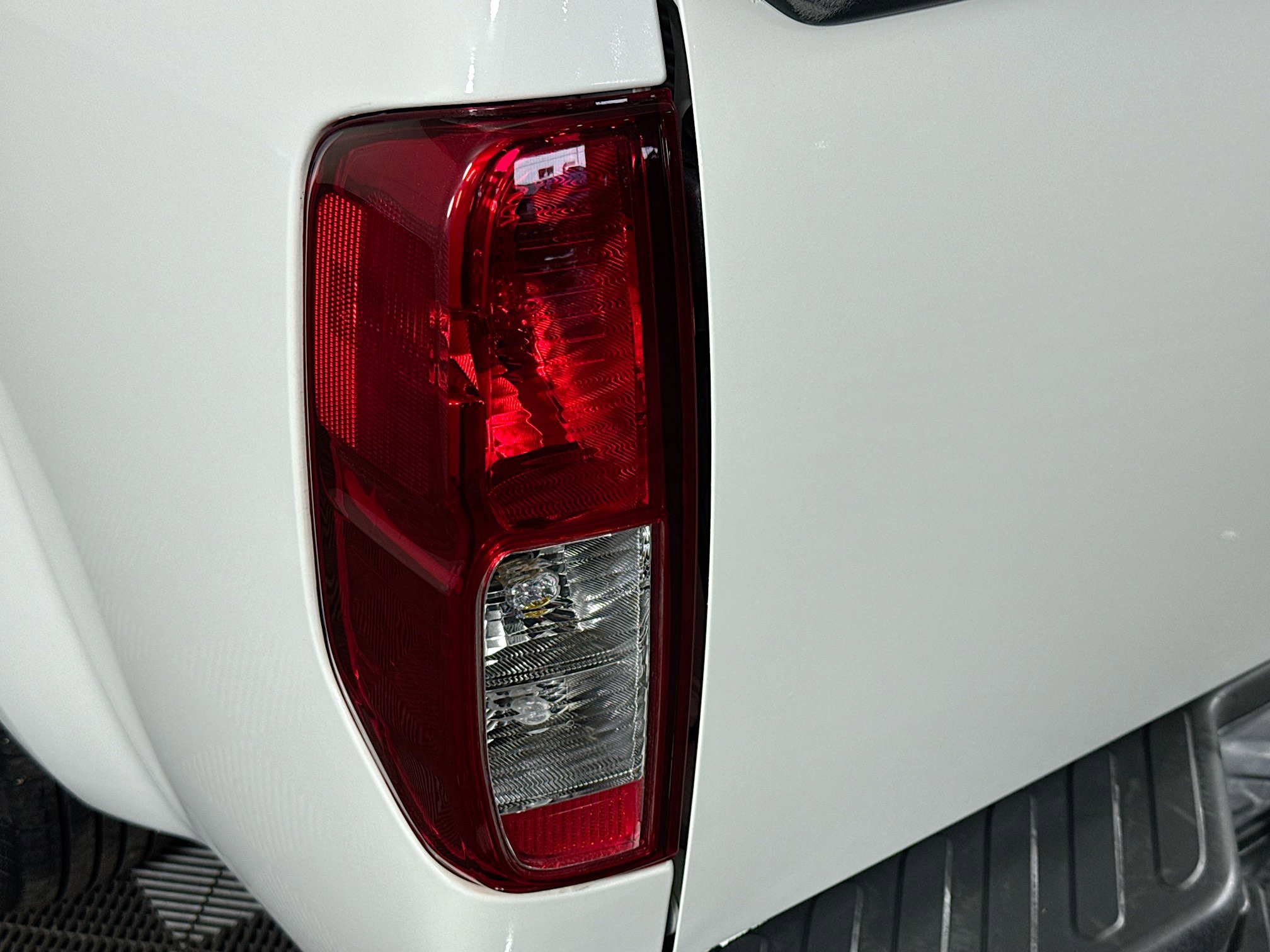 Used 2016 Nissan Frontier S image 60