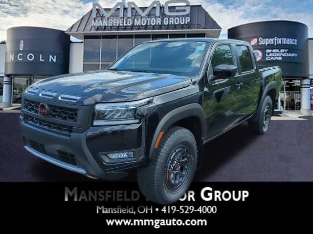 New 2025 Nissan Frontier PRO-4X w/ Pro Convenience Package