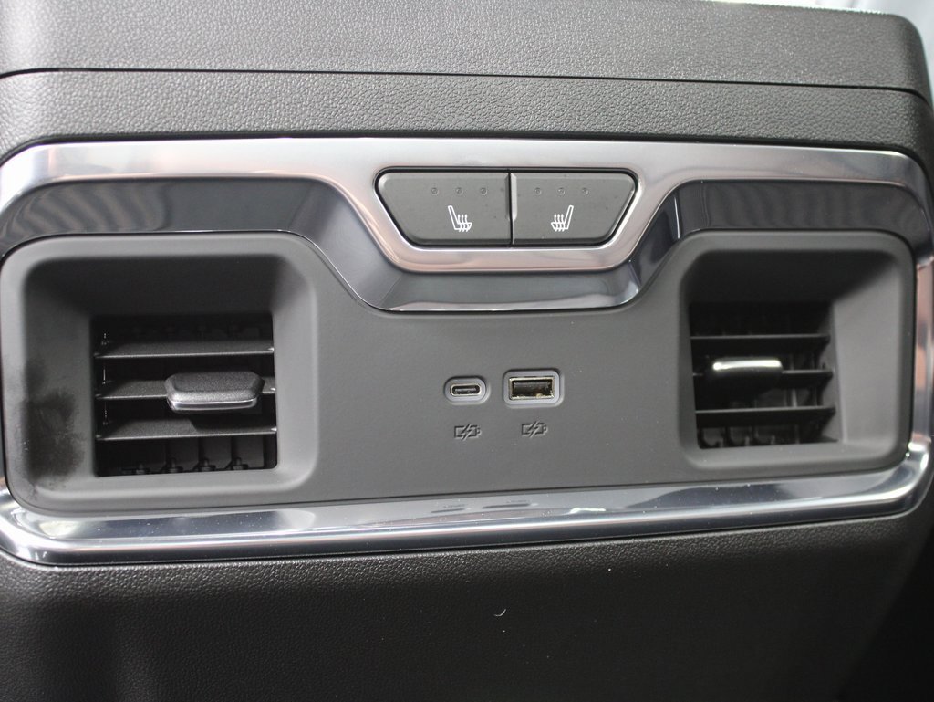 Used 2025 GMC Sierra 1500 Denali Ultimate image 11