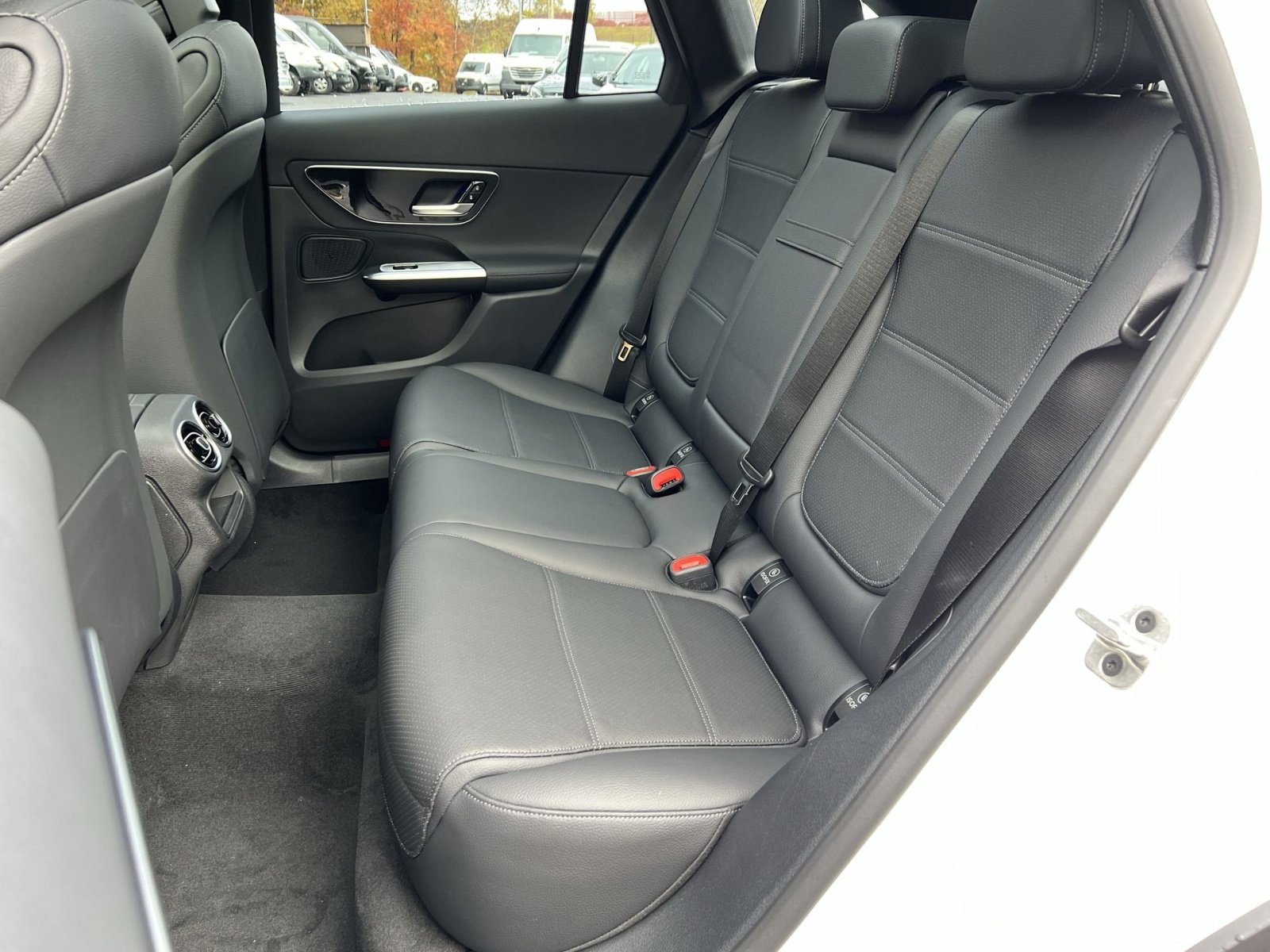 New 2026 Mercedes-Benz GLC 300 4MATIC image 23