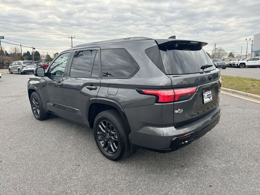 Used 2025 Toyota Sequoia Platinum image 5