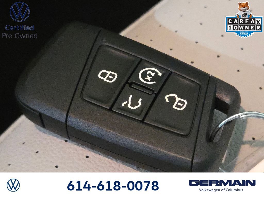 Used 2024 Volkswagen Jetta SE FWD image 34
