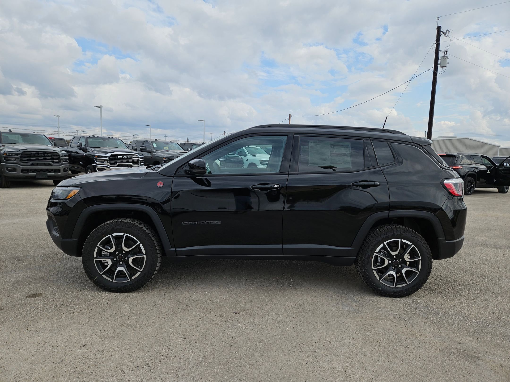 New 2026 Jeep Compass Trailhawk image 6