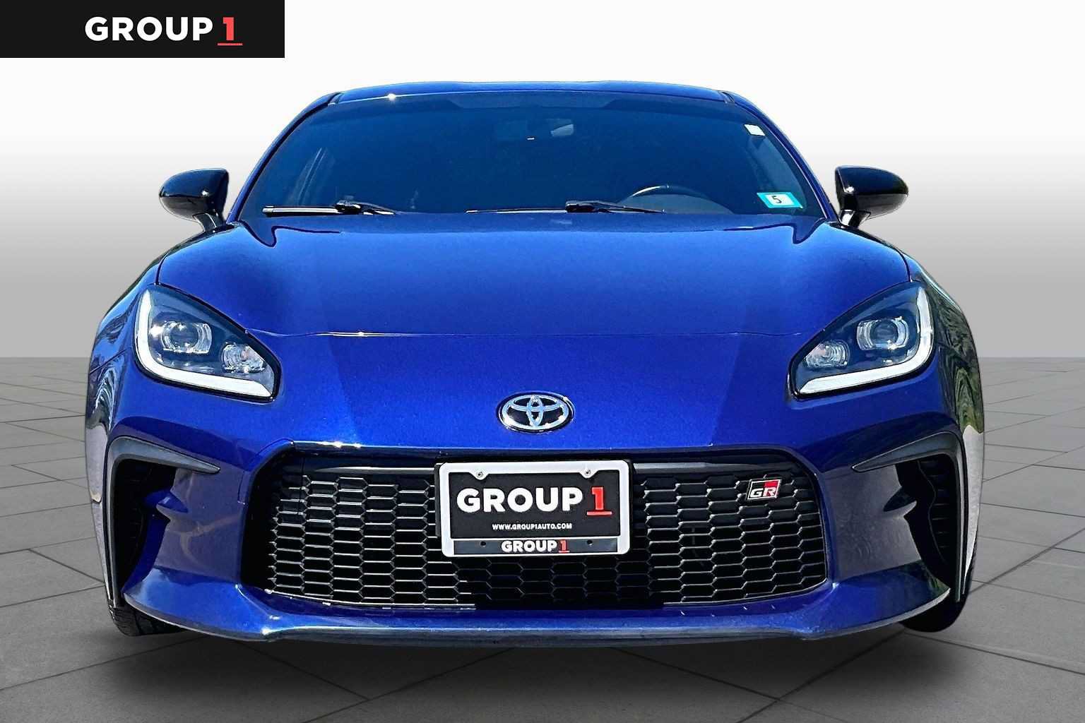 Certified 2022 Toyota GR86 w/ ALL Weather Mat Package (TMS) RWD image 4