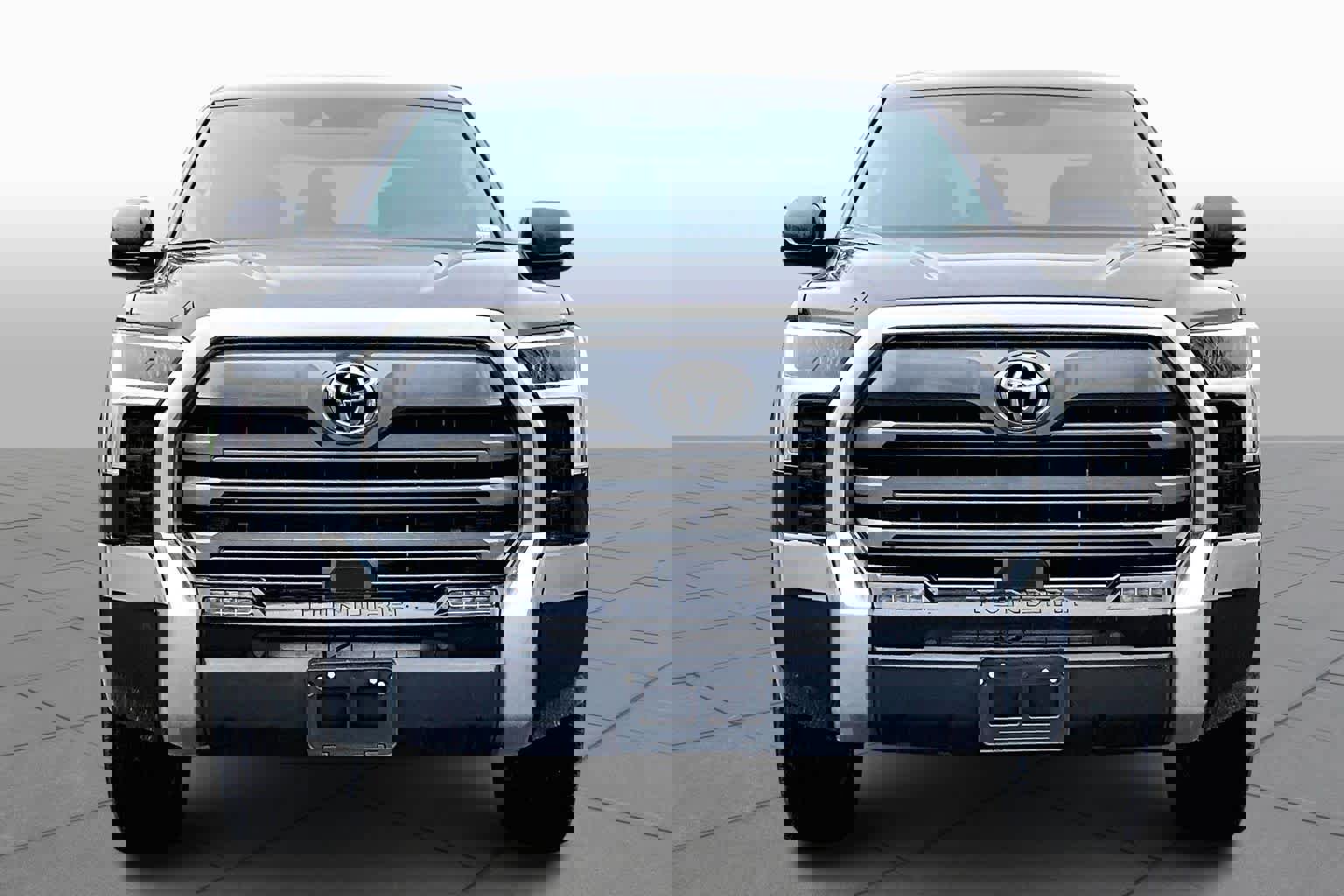 Used 2024 Toyota Tundra Limited image 4