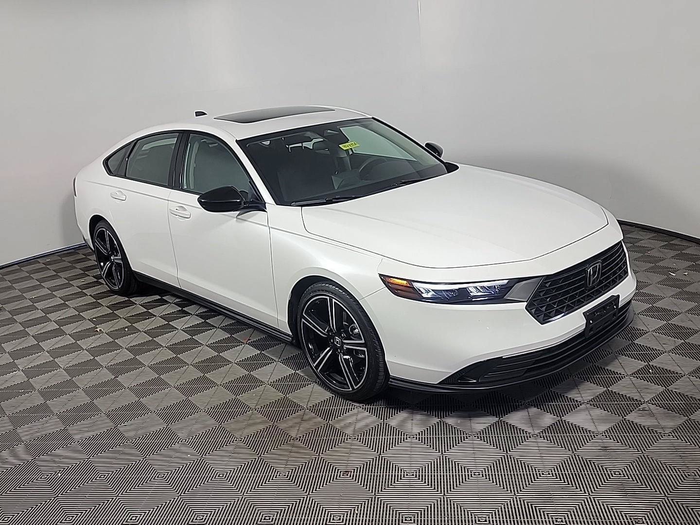 Certified 2026 Honda Accord SE image 2