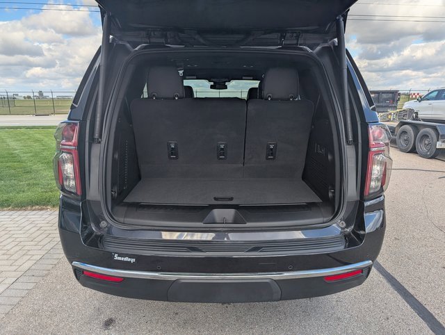 Used 2024 Chevrolet Tahoe LT w/ Luxury Package image 8