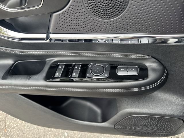 Used 2023 Lincoln Corsair AWD w/ Equipment Group 101A image 28