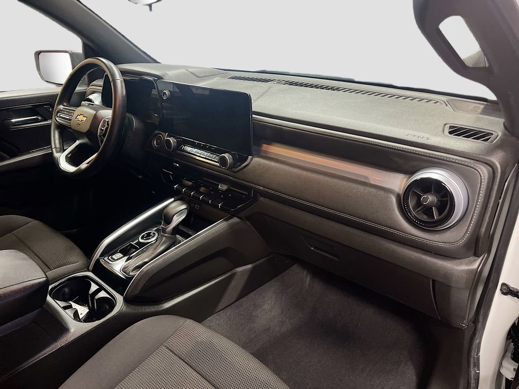 Used 2024 Chevrolet Colorado LT w/ LT Convenience Package image 27