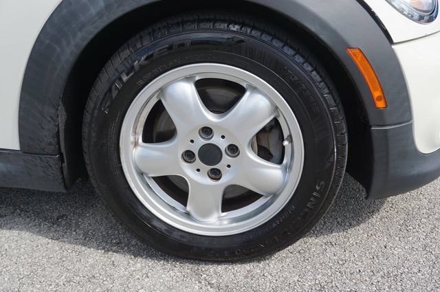 Used 2011 MINI Cooper Hardtop FWD image 16