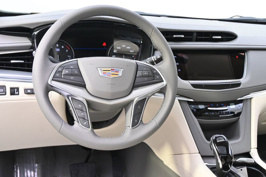 New 2025 Cadillac XT5 Premium Luxury w/ Technology Package image 12