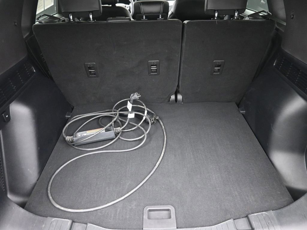 Used 2024 Ford Escape SE w/ PHEV Premium Package image 9