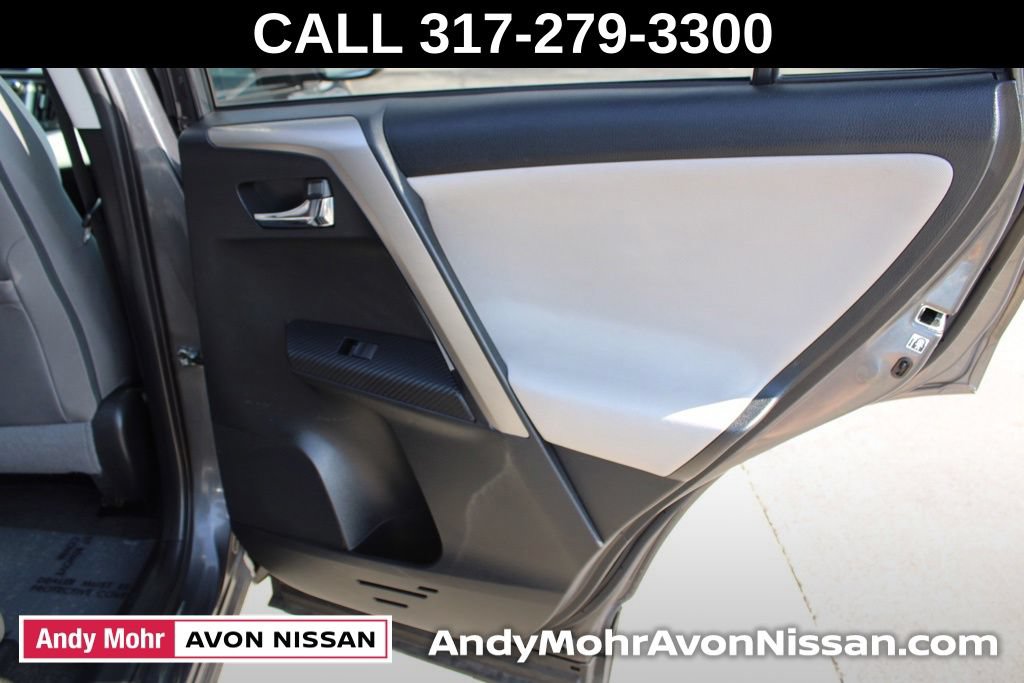 Used 2014 Toyota RAV4 XLE AWD/4WD image 21